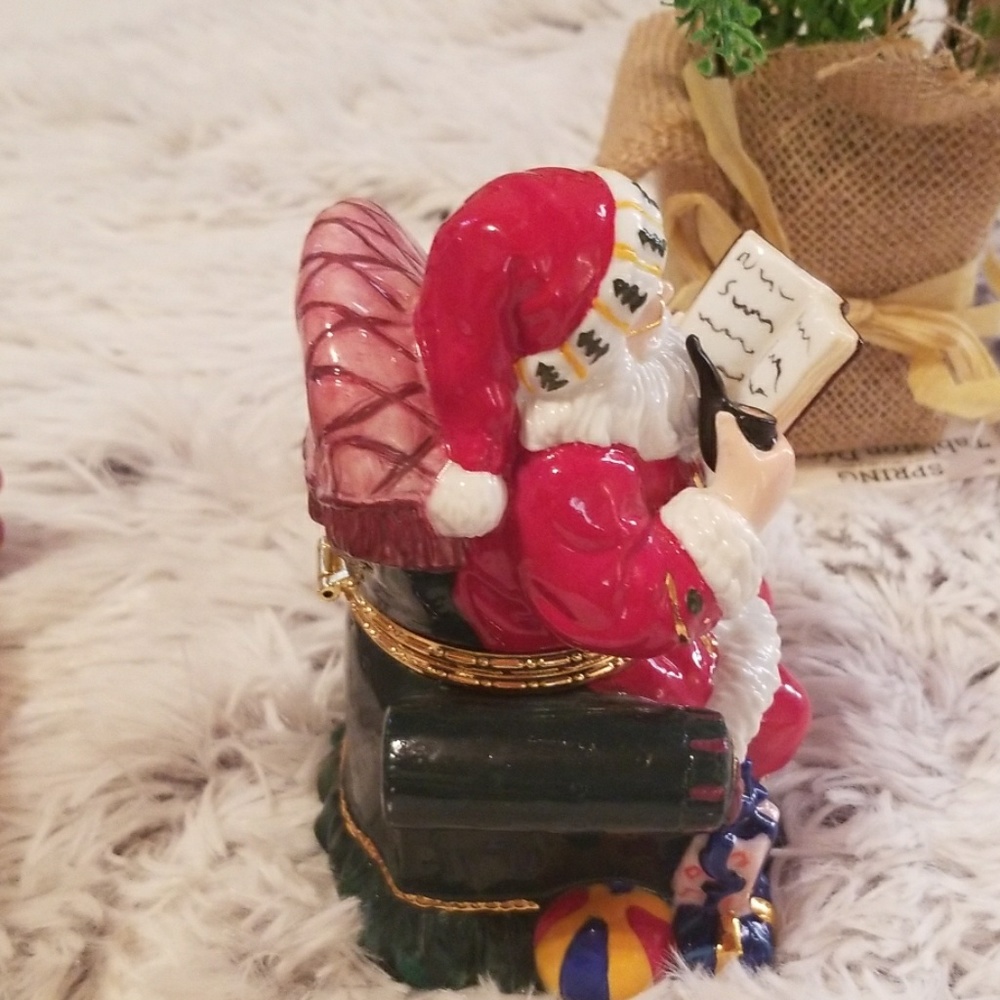 Santa Keepsake Box - Picture 4 of 8